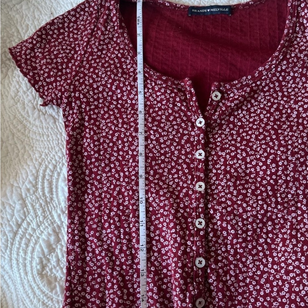 ***SOLD*** Brandy Melville Floral Crop Top - Picture 5 of 5